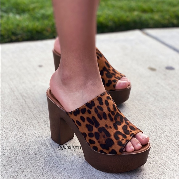 FLASH SALE Suede Leopard block heel clog mule - Picture 3 of 4